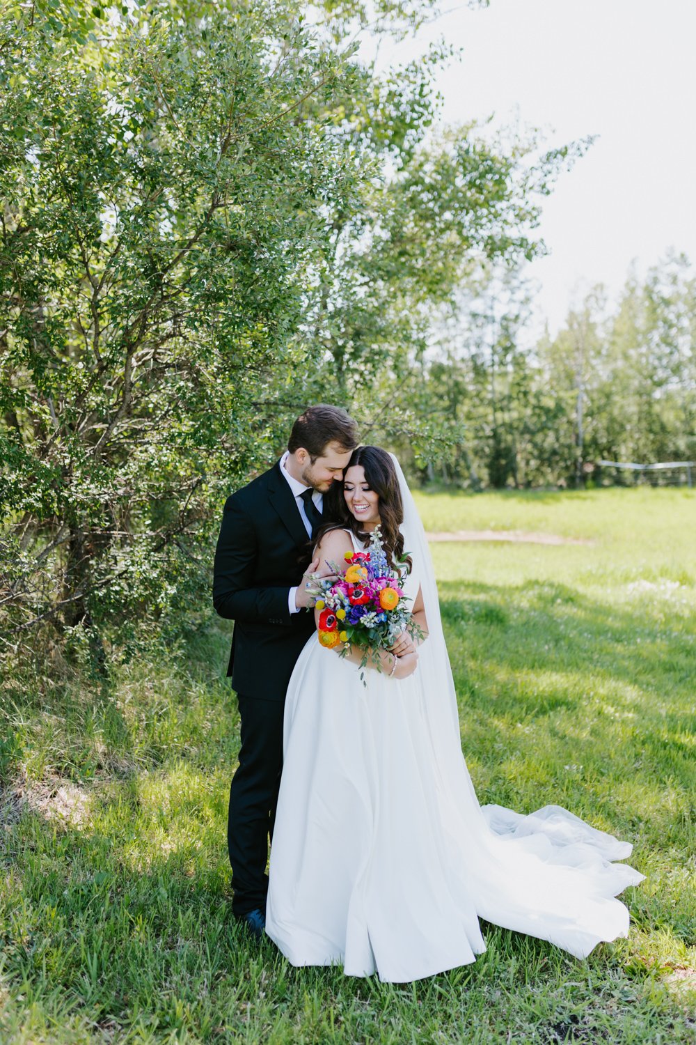 Bearspaw-Wedding-Photographer-Deanna-Rachel-25.jpg
