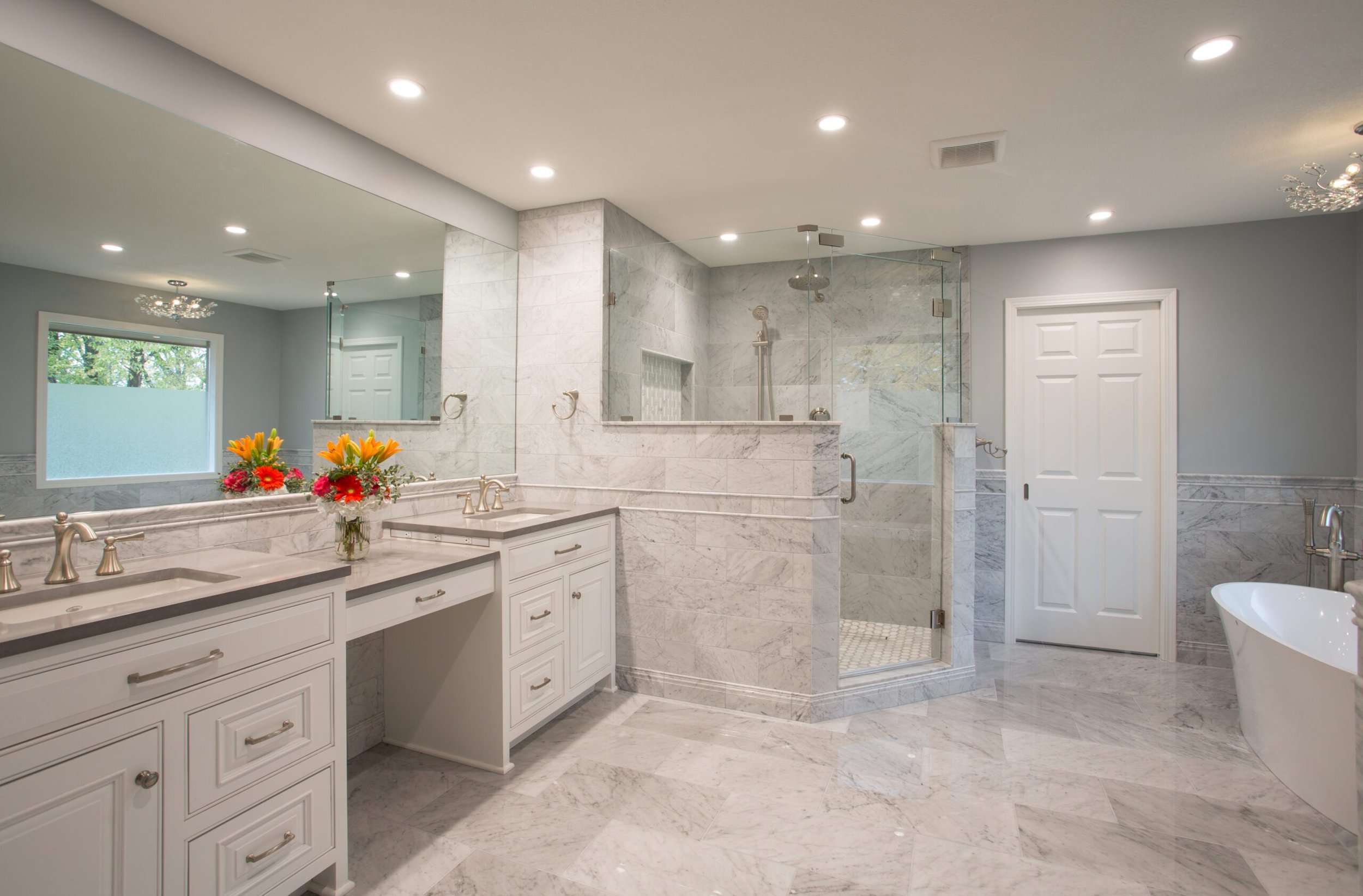 How to Remodel a Bathroom with Tile – Expert Tricks Revealed