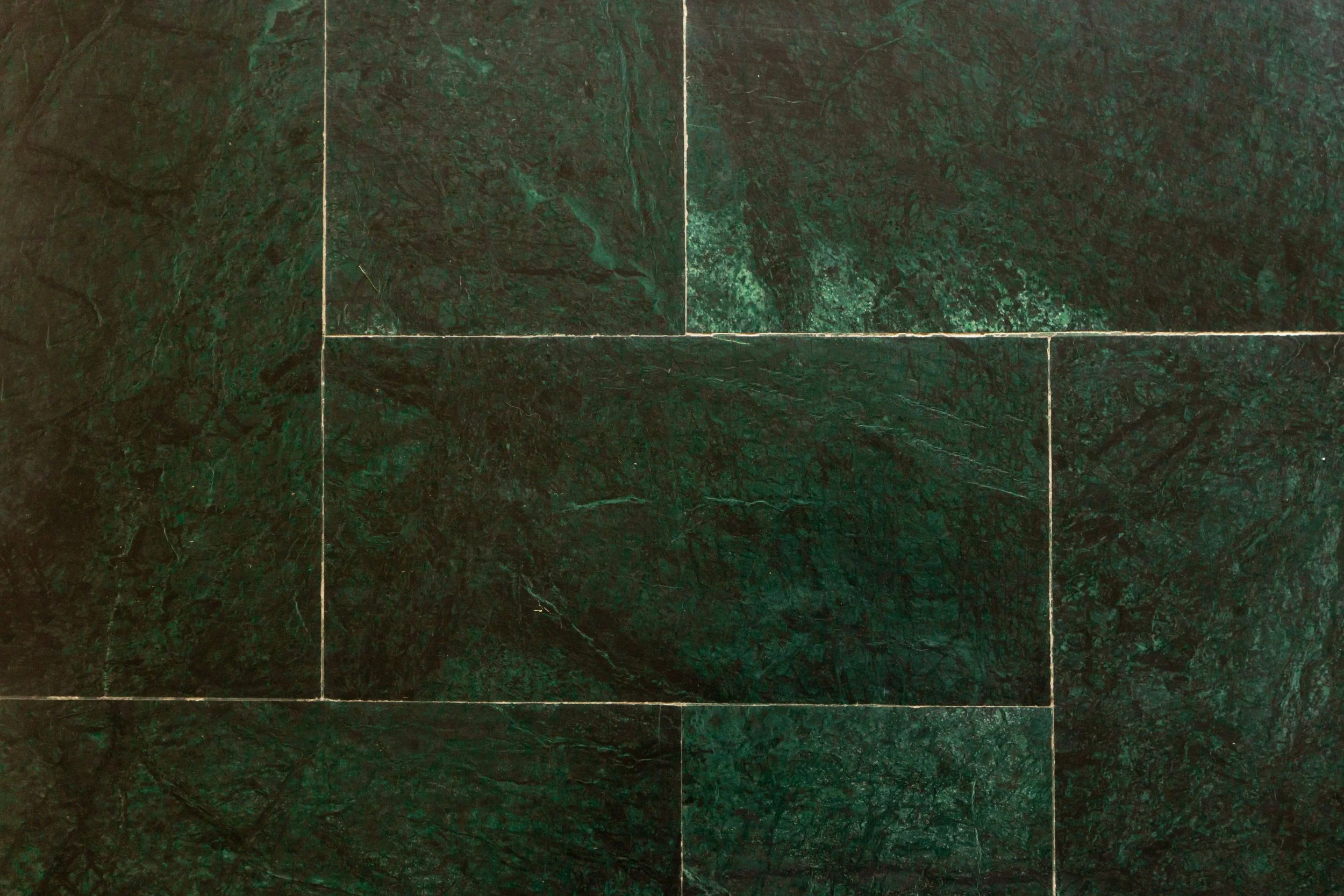 Do You Tile the Floor or Walls First in a Shower?