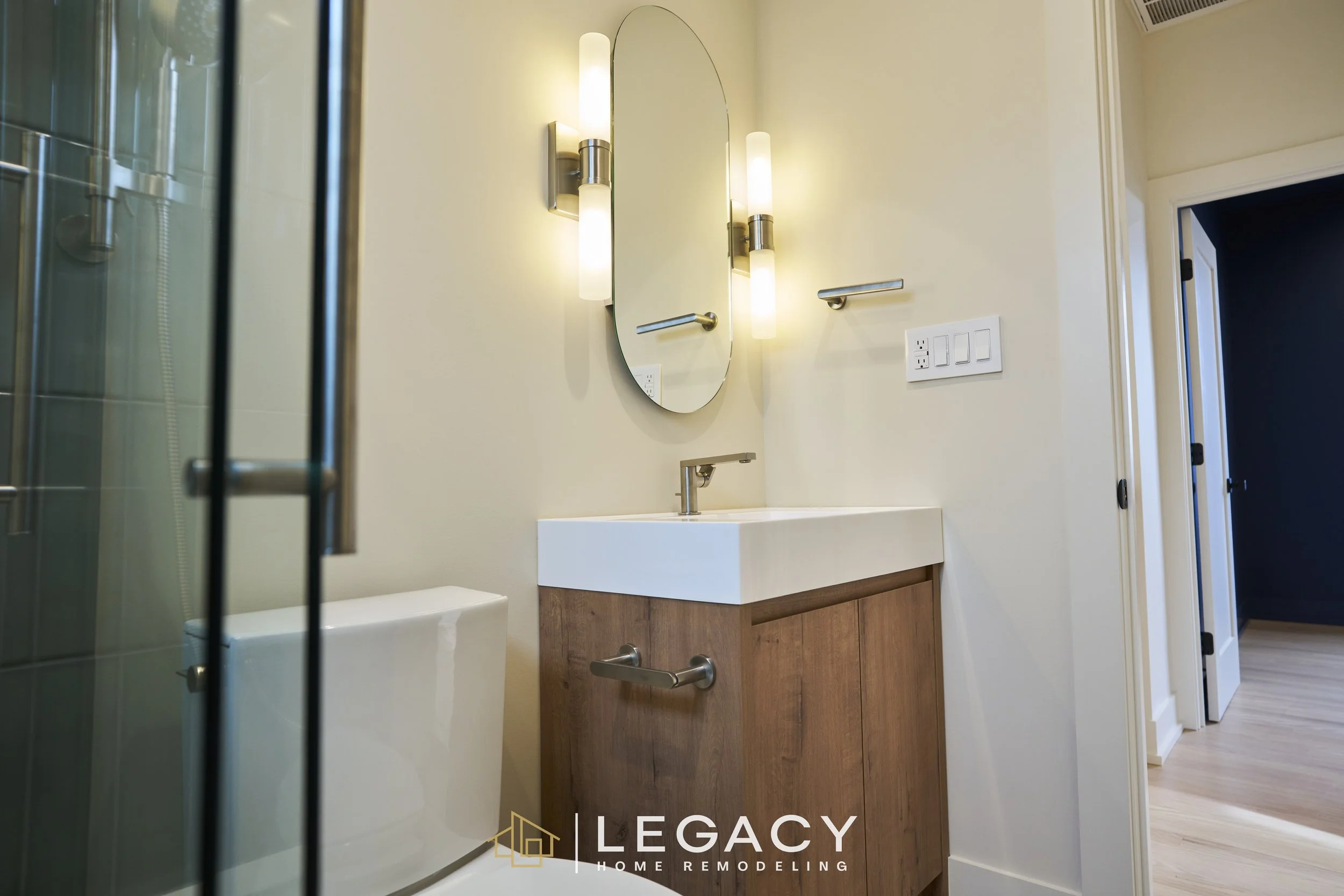 Wet Room vs. Traditional Bathroom: Which Should You Choose?
