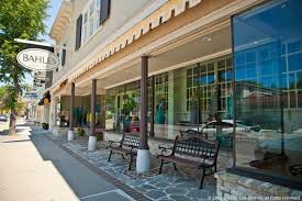 photo of Bahle's clothing store Suttons Bay Leelanau Peninsula Chamber of Commerce member
