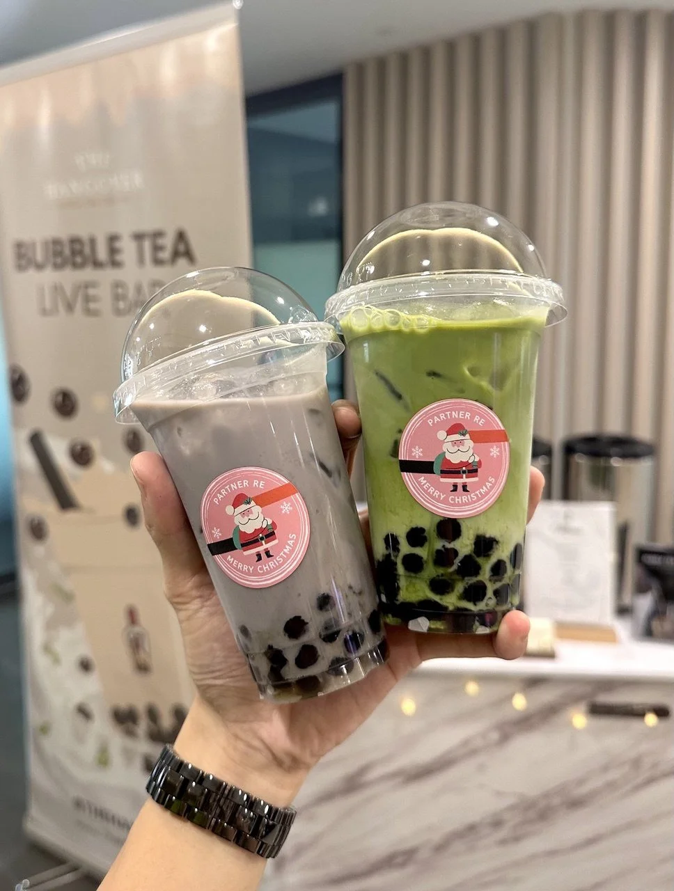 bubble tea live station catering singapore christmas bbt xmas themed singapore events cater delivery chaz events mobile bubble tea bar