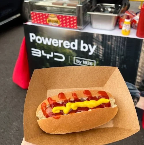 freshly grilled hotdog live station singapore hot dog bun hotdog buns gourmet crowd favourite perfect for parties corporate events weddings catering singapore