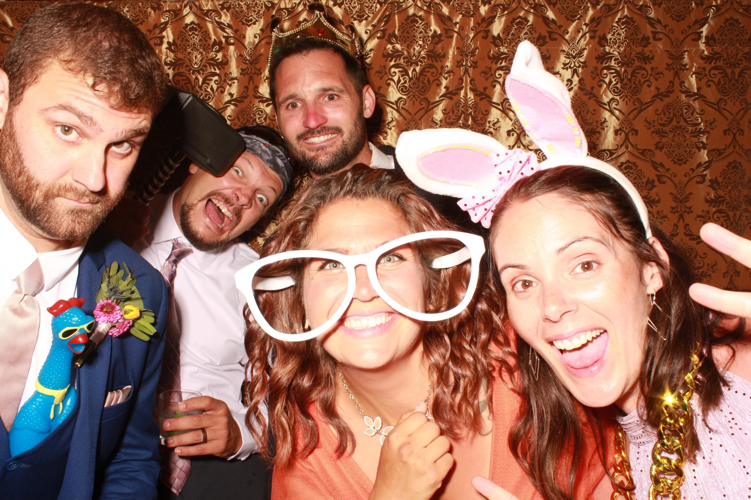 los angeles photo booths - front page (45).JPG