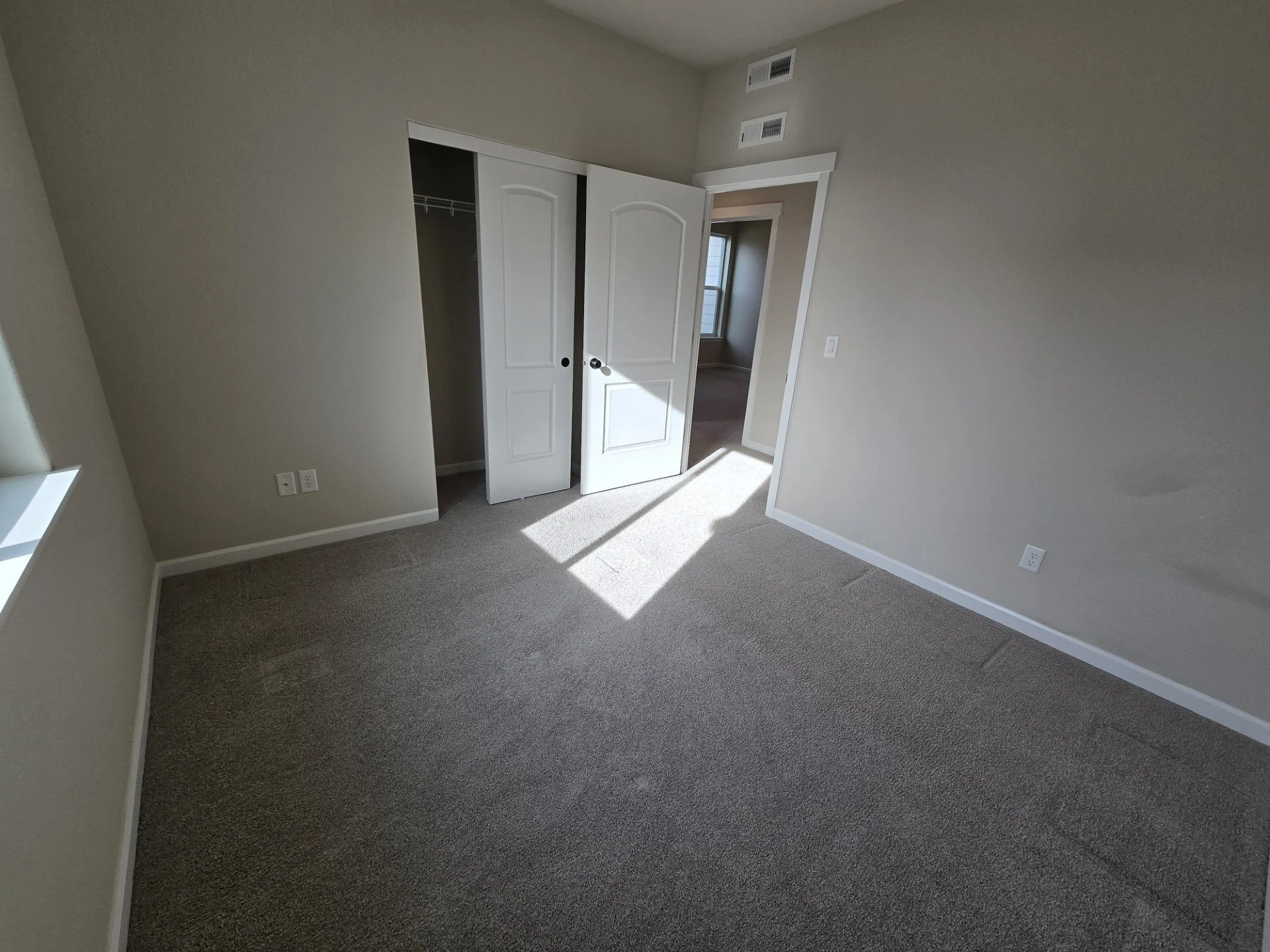 500 Jade Ave Grandview, WA 98930