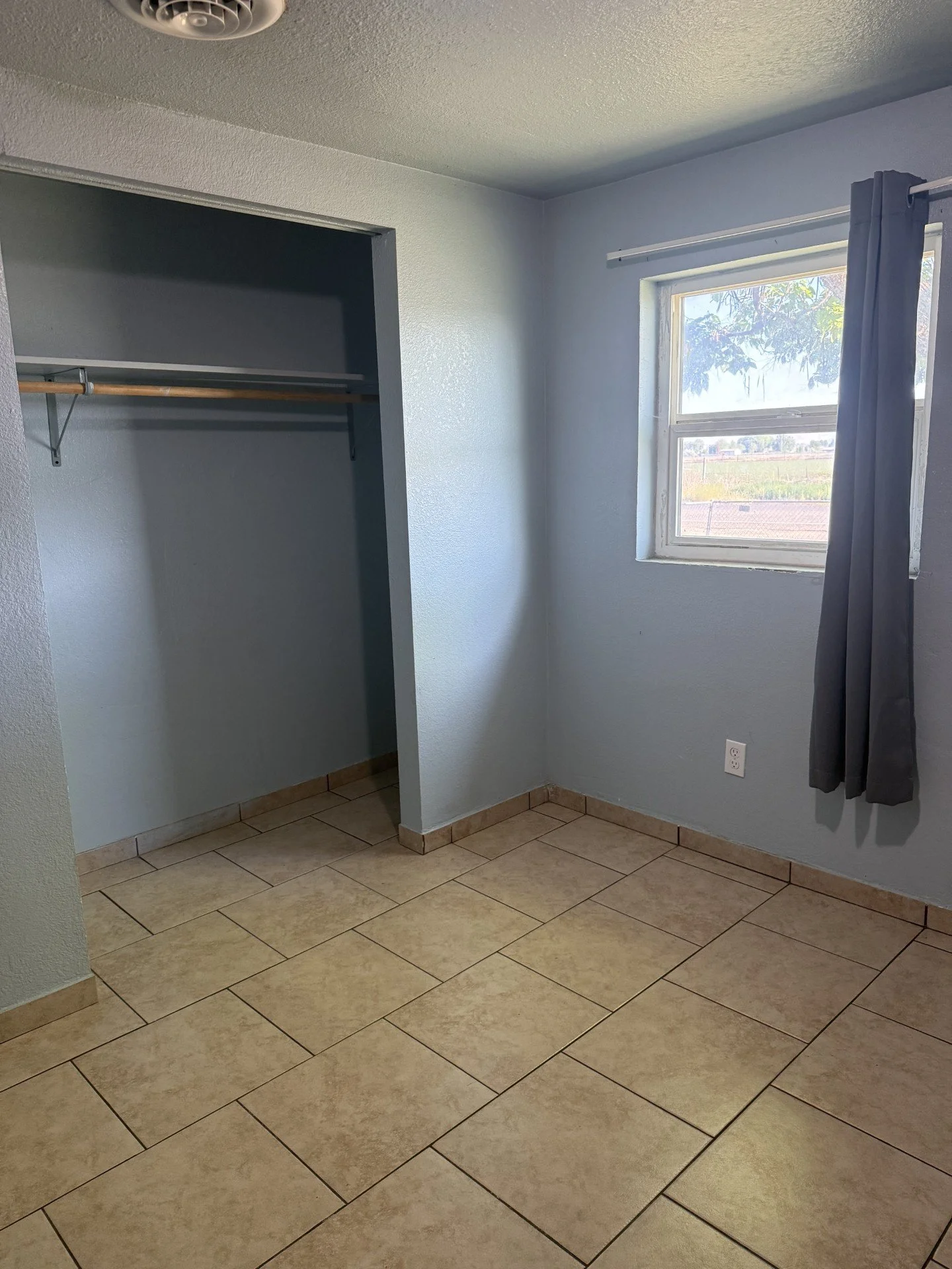 2002 Allen Rd., Sunnyside, WA 98944