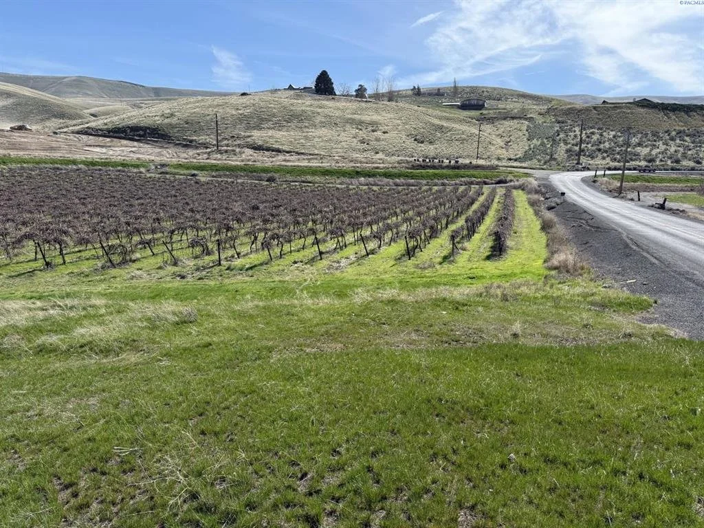 TBD Richards Rd., Prosser, WA 99350