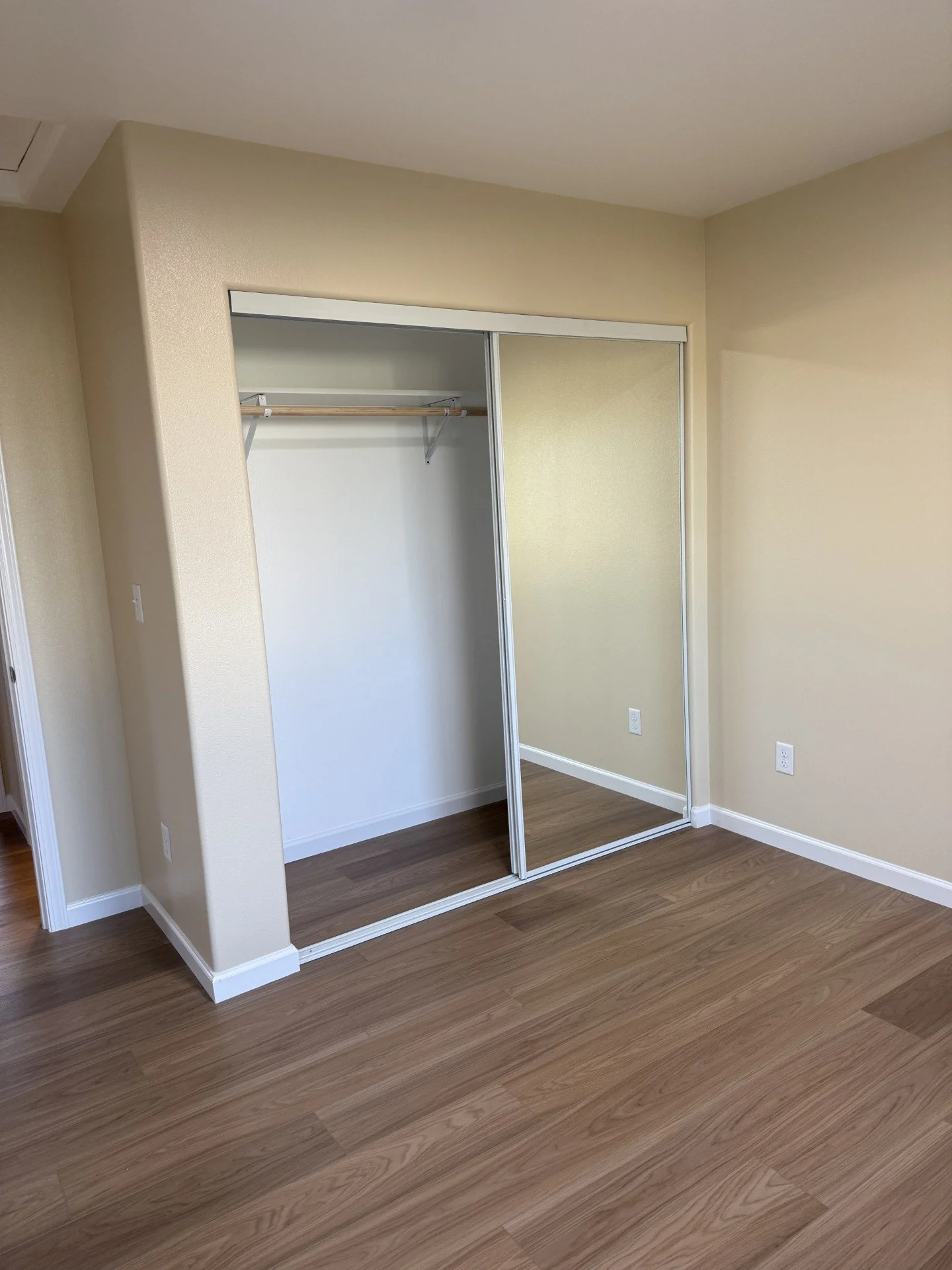 217 Jessica Ln., Granger, WA 98932