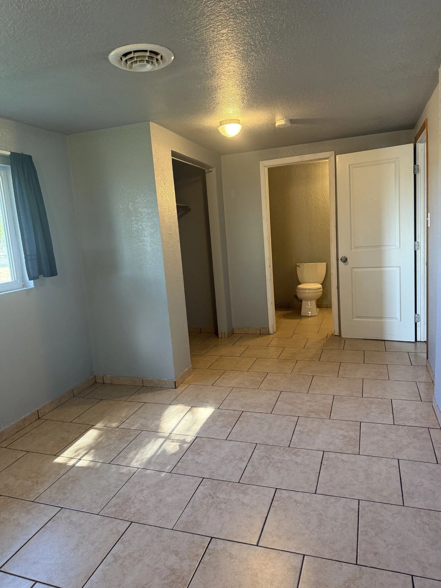 2002 Allen Rd., Sunnyside, WA 98944
