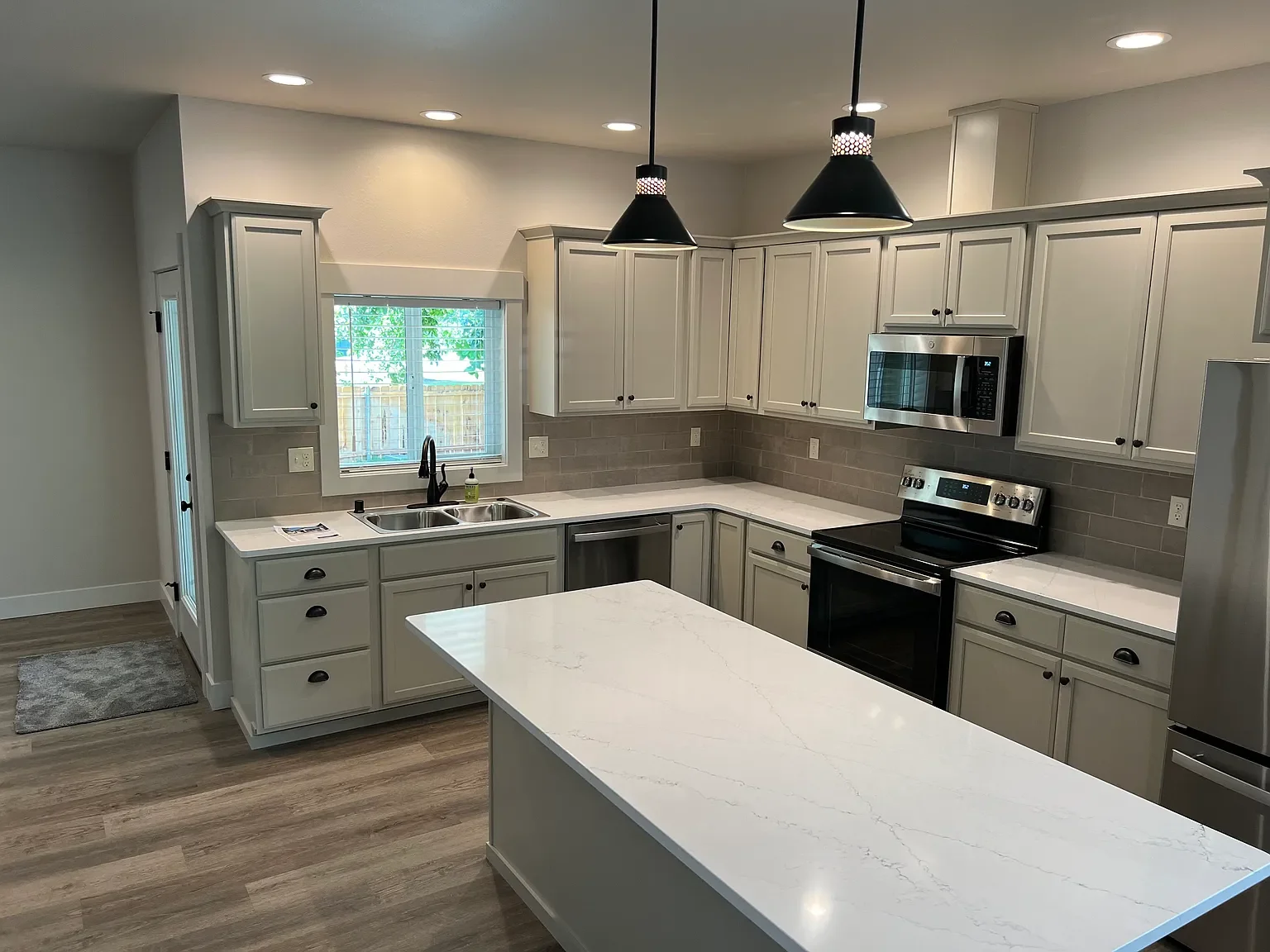 947 Brown Street. Prosser, WA 99350