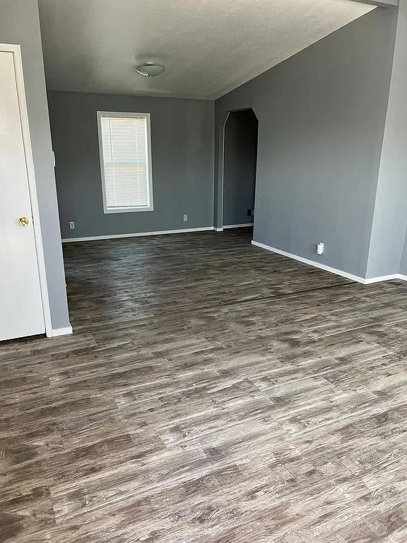 619 Jessica Ln, Granger, WA 98932