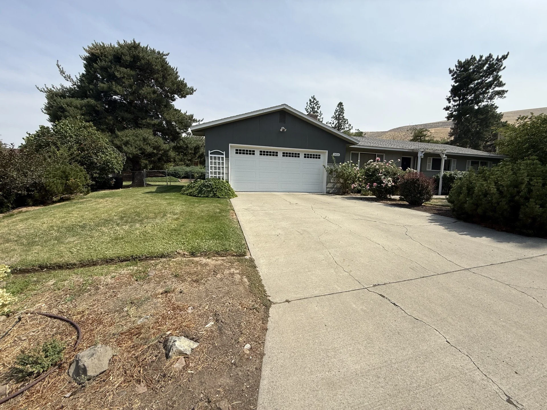 1416 Scenic Dr., Prosser, WA 99350