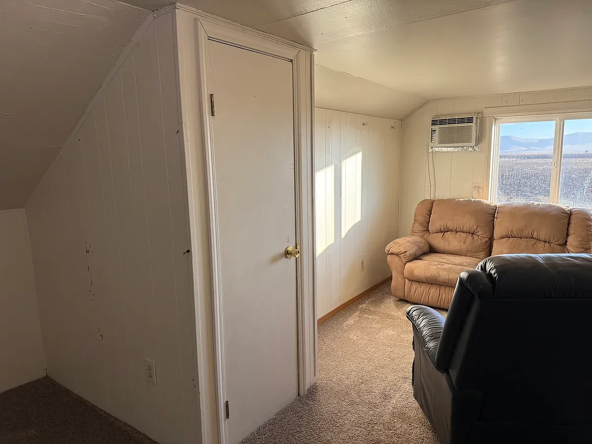 780 Apricot Rd., Grandview, WA 98930