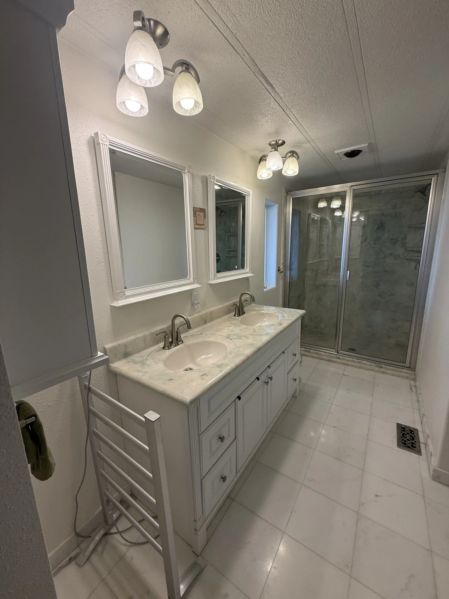 1170 Lower County Line Rd., WA 99350