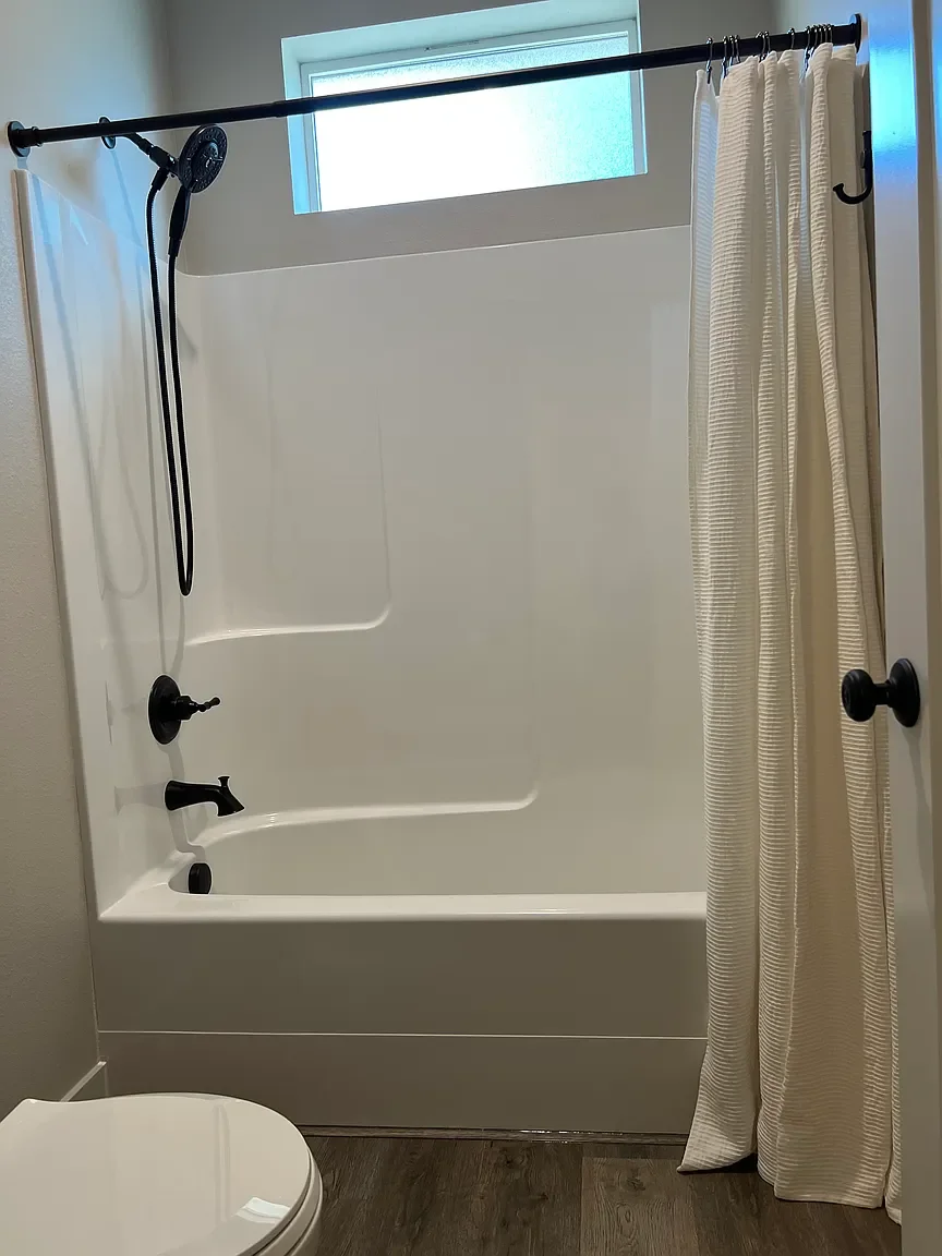 947 Brown Street. Prosser, WA 99350