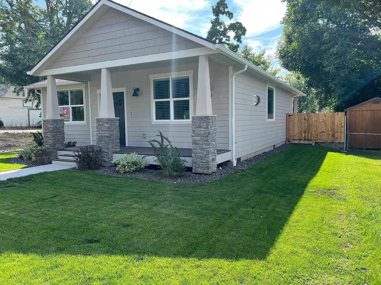 947 Brown Street. Prosser, WA 99350