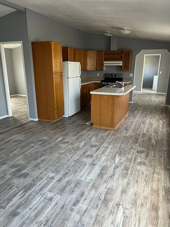 619 Jessica Ln, Granger, WA 98932