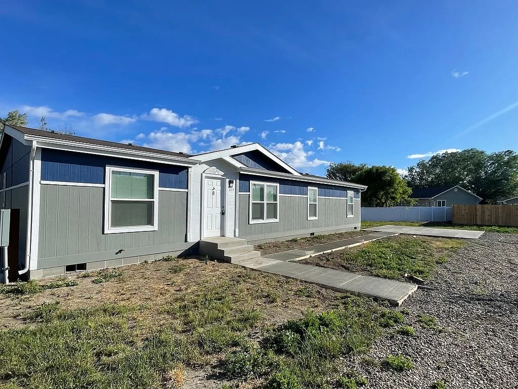 619 Jessica Ln, Granger, WA 98932