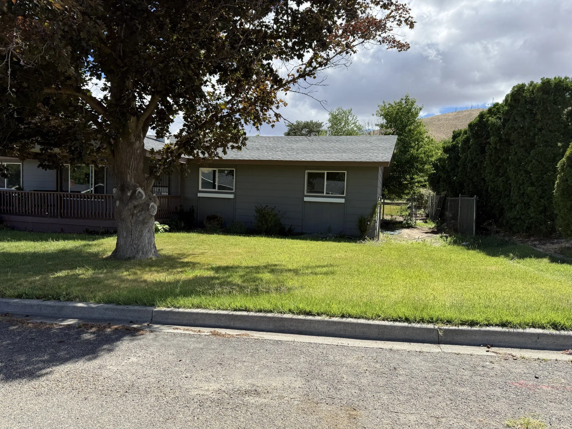 1336 Scenic Dr., Prosser, WA 99350