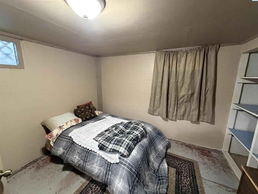 1208 Playfield Ave., Prosser, WA 99350