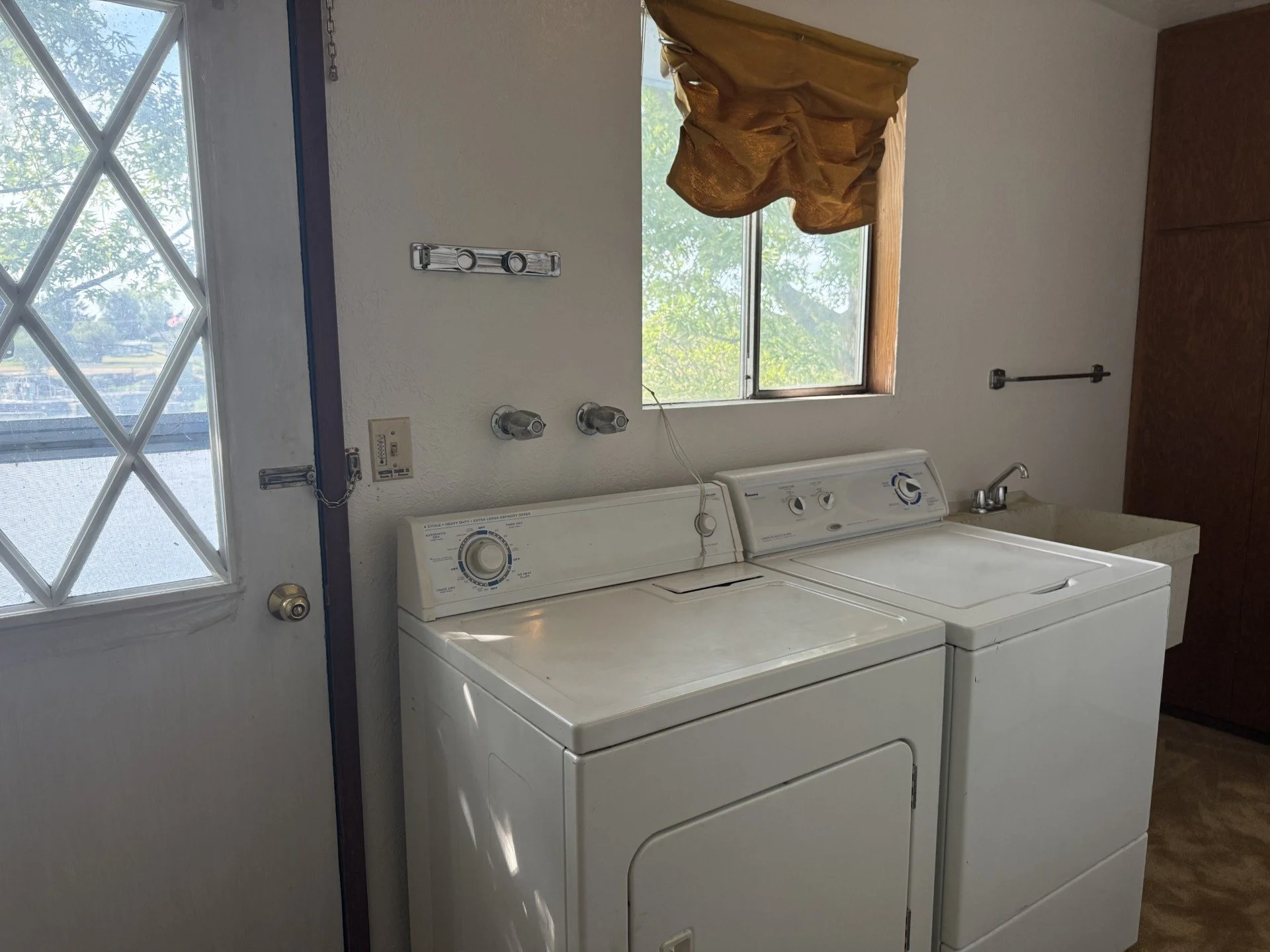 1425 Riverside Drive, Prosser, WA 99350