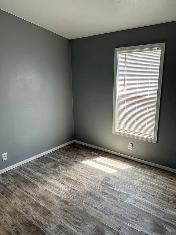 619 Jessica Ln, Granger, WA 98932