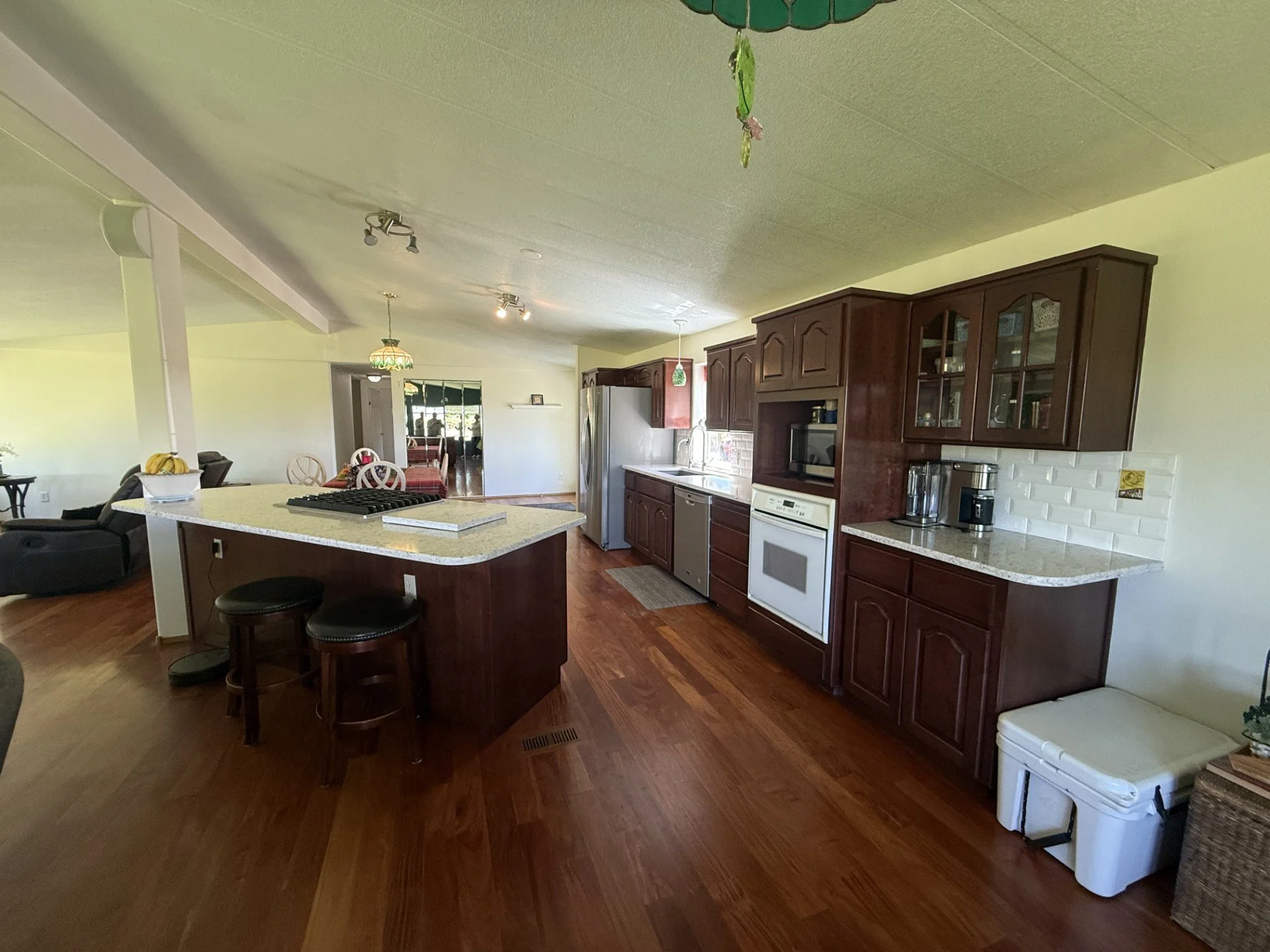 1170 Lower County Line Rd., WA 99350