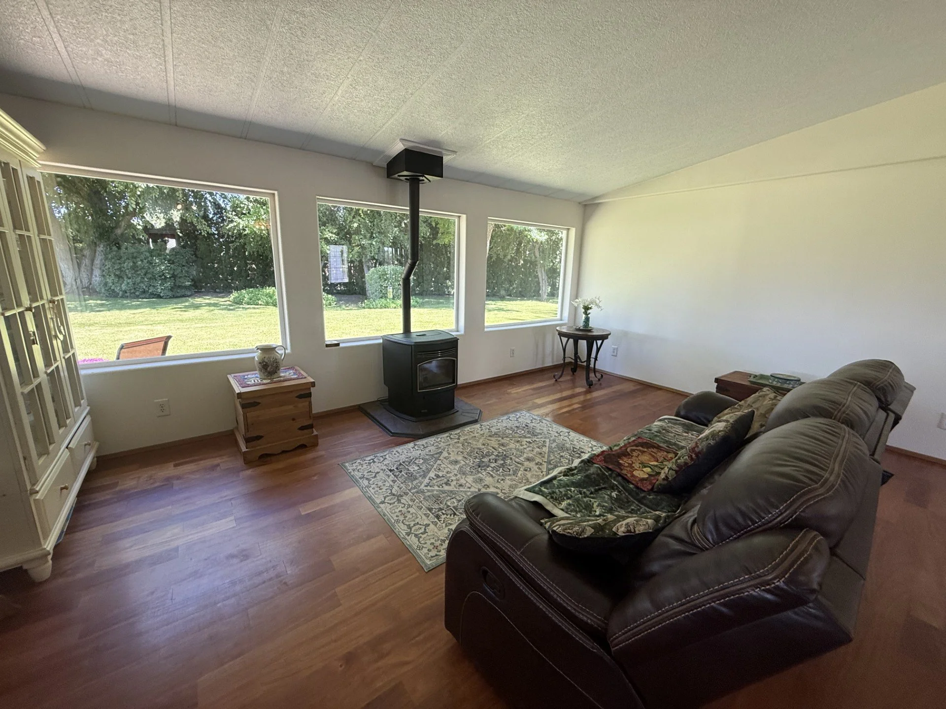 1170 Lower County Line Rd., WA 99350