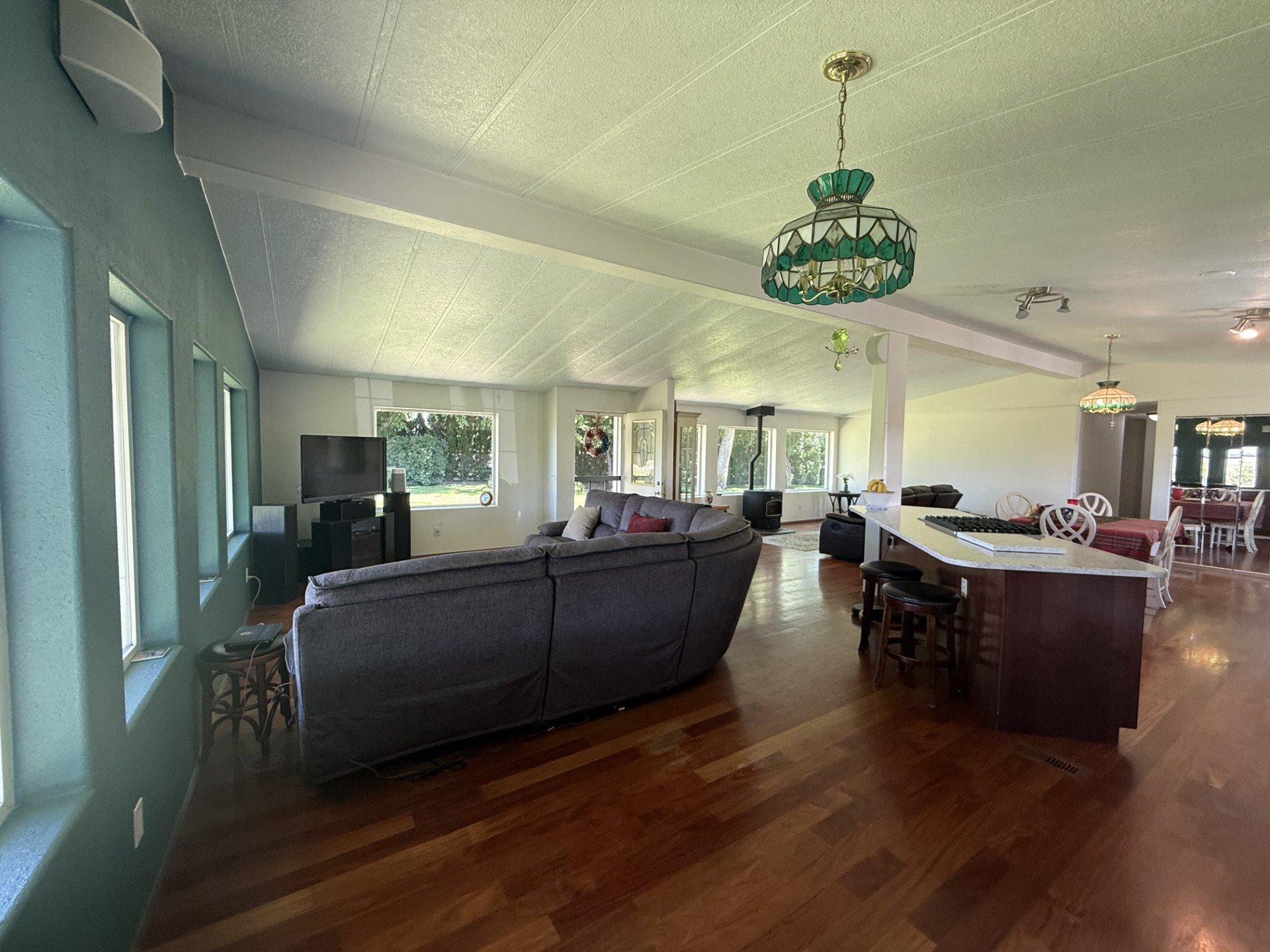 1170 Lower County Line Rd., WA 99350