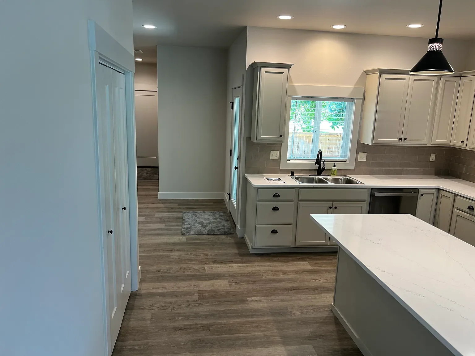 947 Brown Street. Prosser, WA 99350