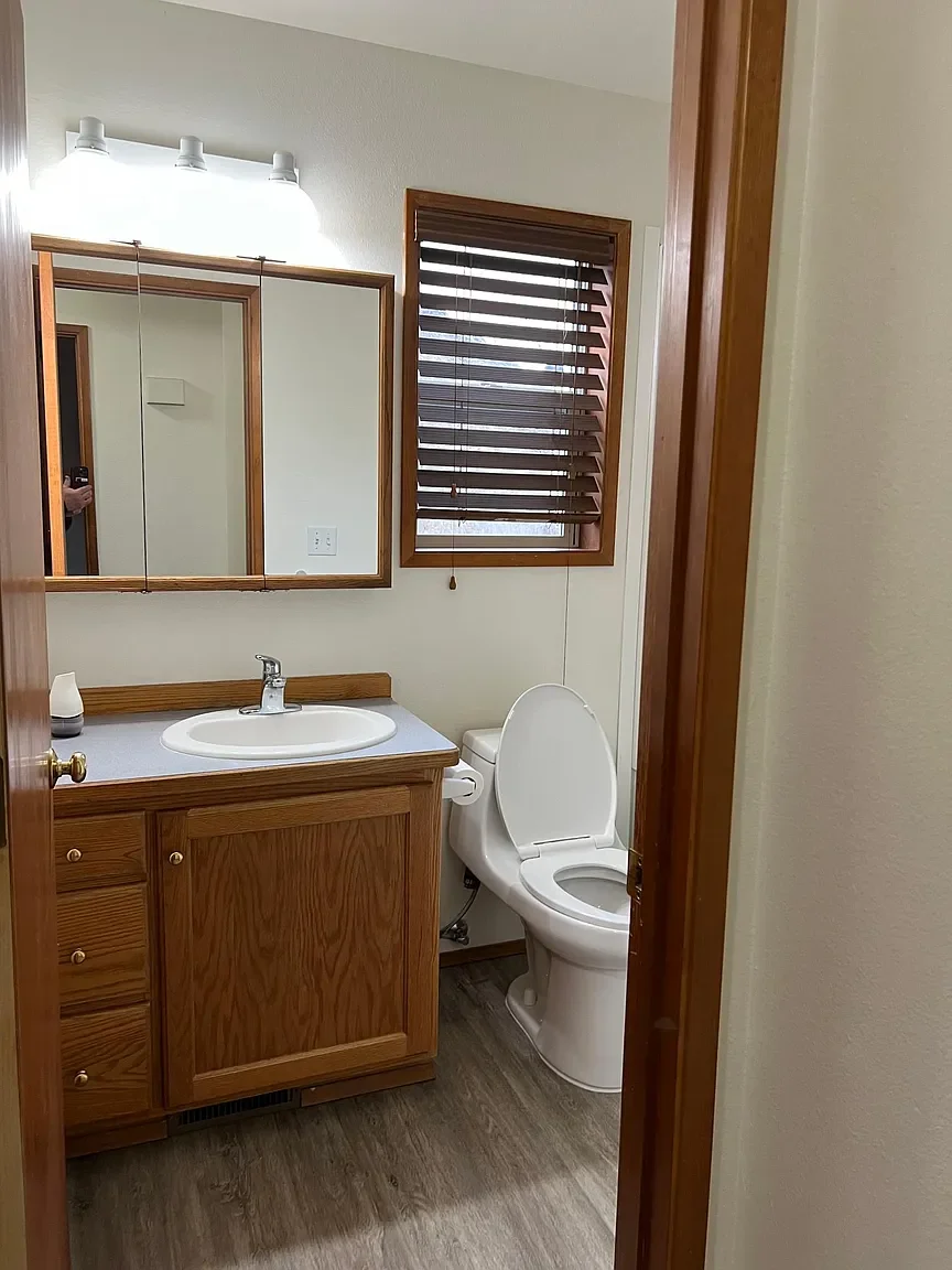 1103 Colena St. #B Prosser, WA 99350