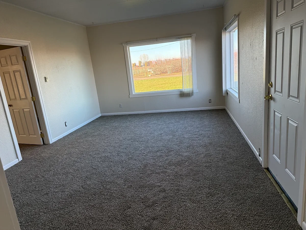 780 Apricot Rd., Grandview, WA 98930