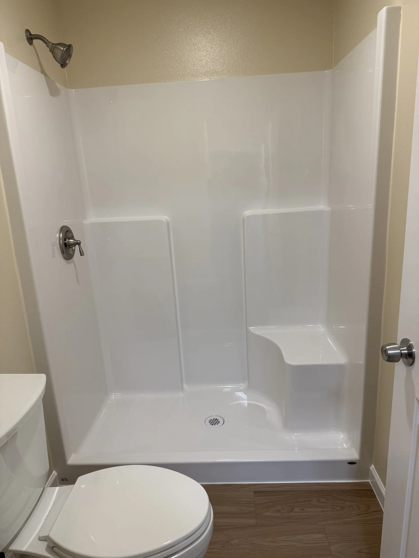 217 Jessica Ln., Granger, WA 98932