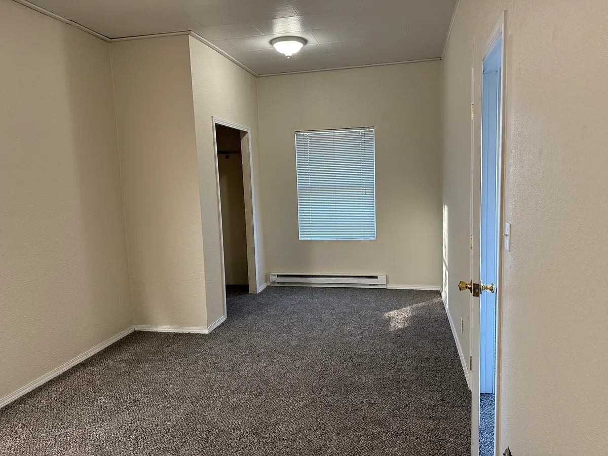 780 Apricot Rd., Grandview, WA 98930