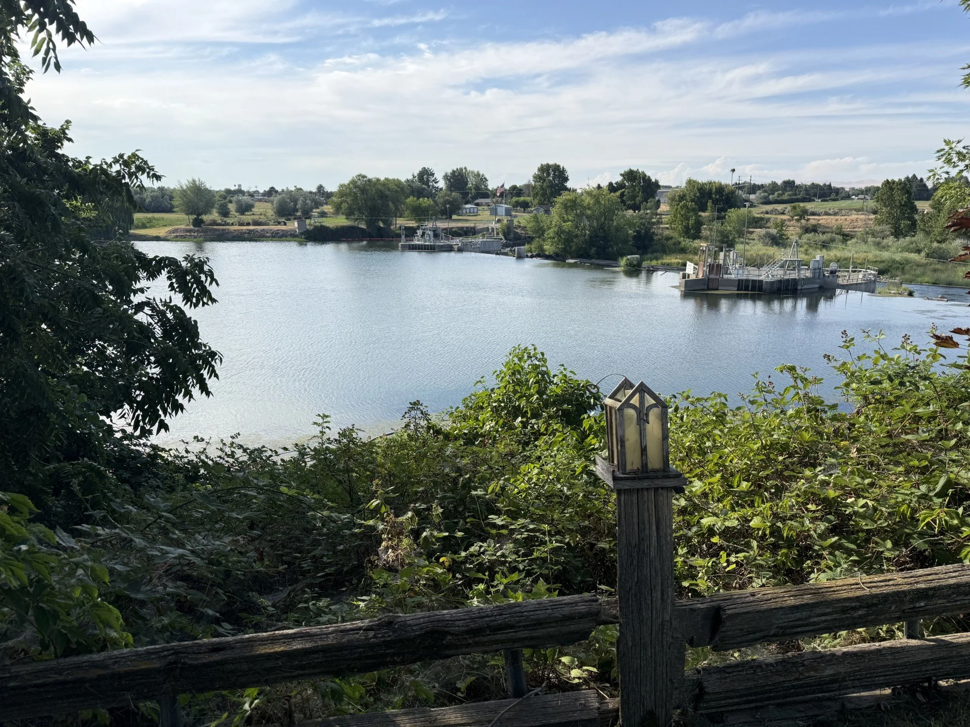 1425 Riverside Drive, Prosser, WA 99350