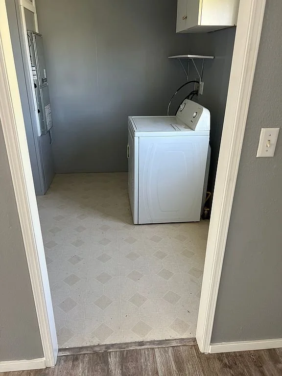 619 Jessica Ln, Granger, WA 98932