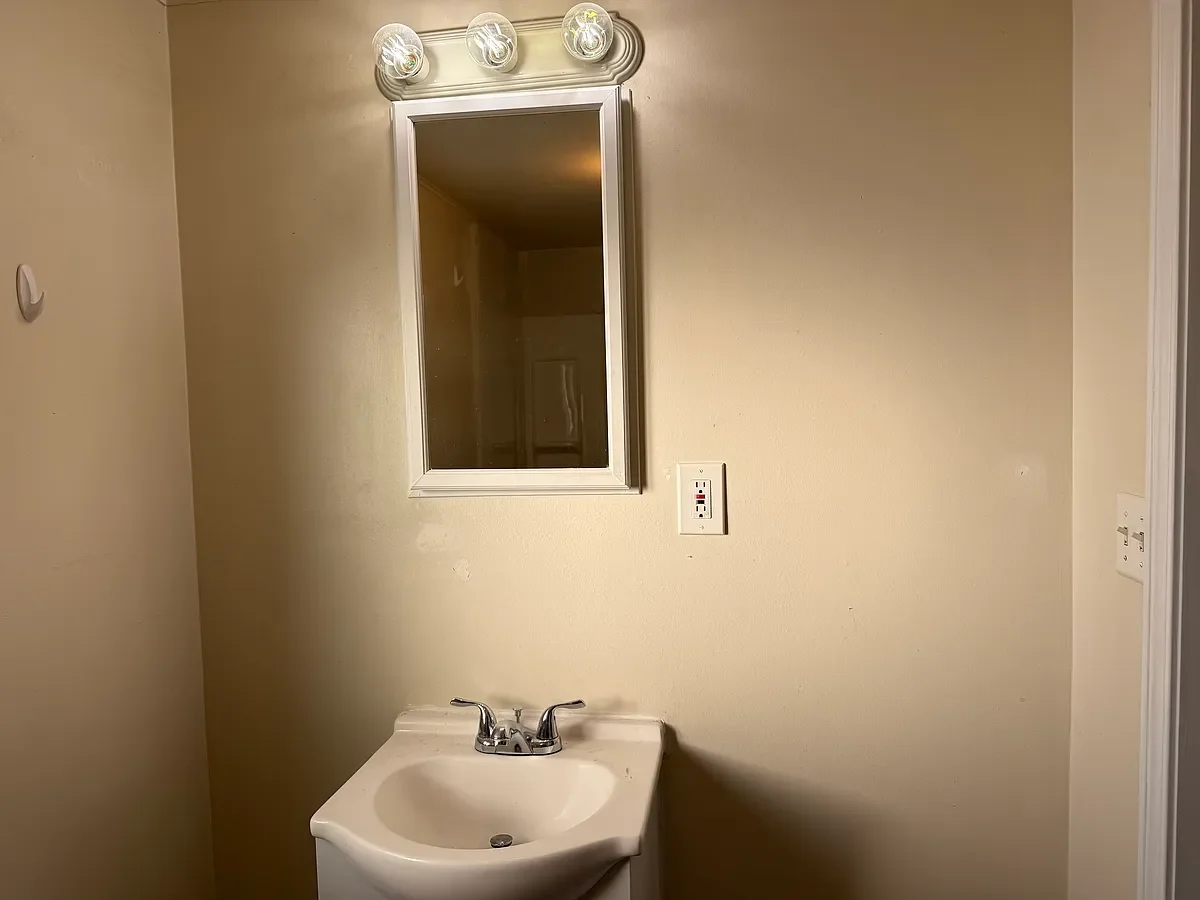 780 Apricot Rd., Grandview, WA 98930