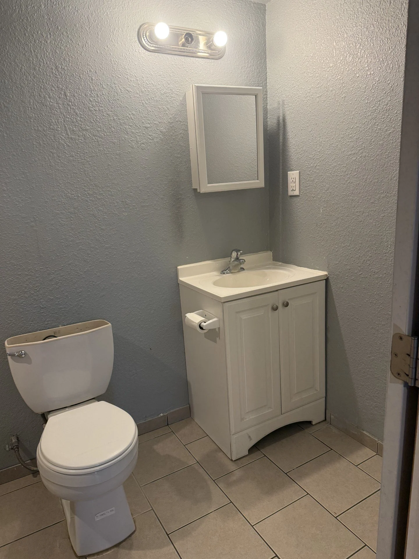2002 Allen Rd., Sunnyside, WA 98944