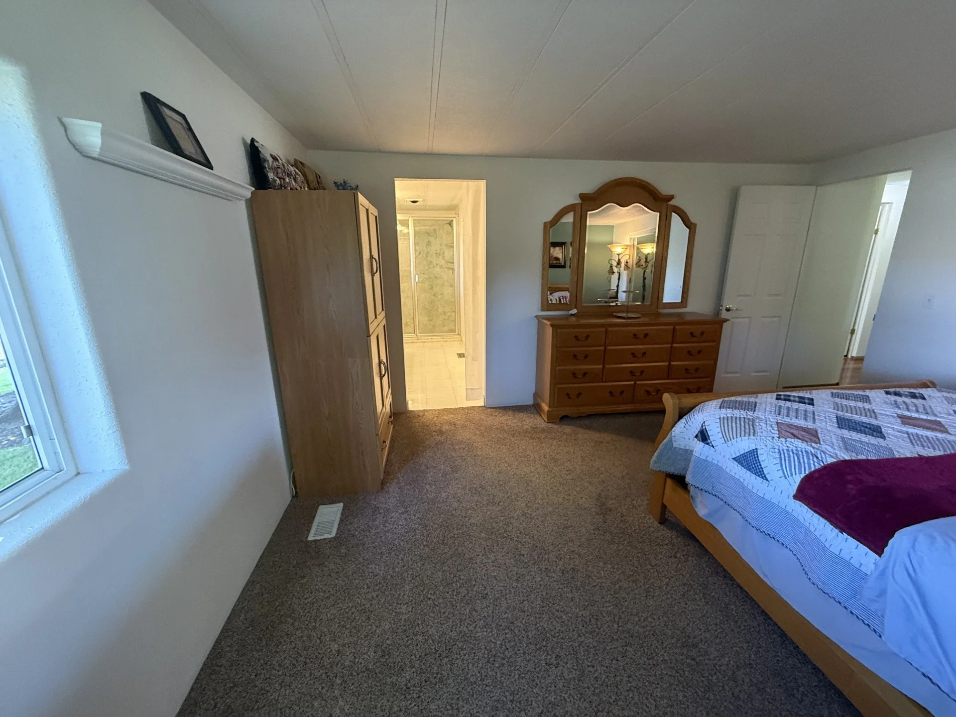 1170 Lower County Line Rd., WA 99350