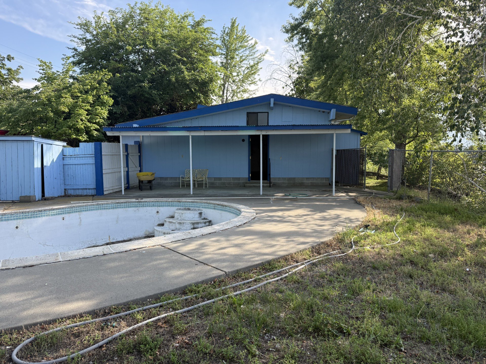 1425 Riverside Drive, Prosser, WA 99350