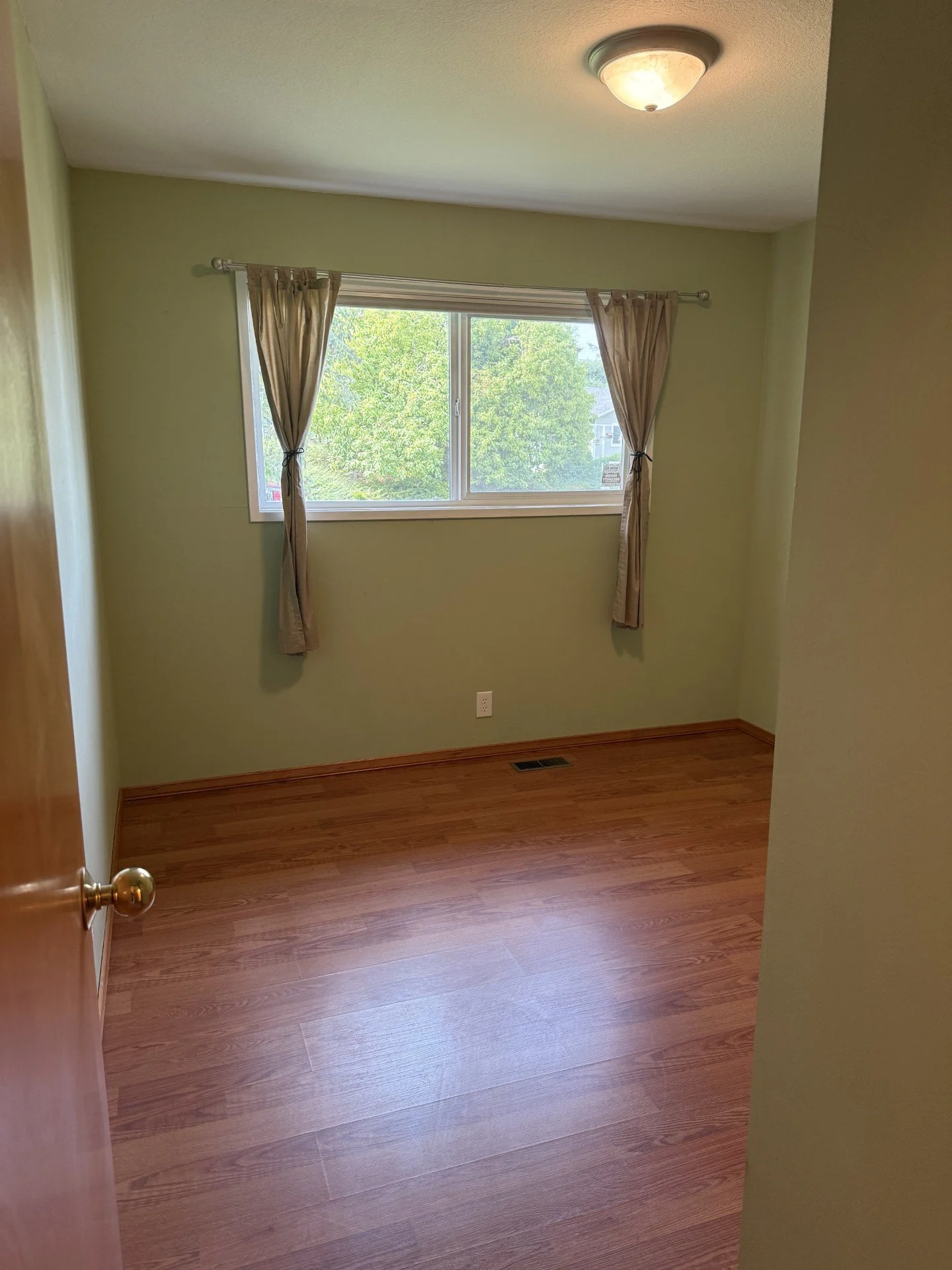 1416 Scenic Dr., Prosser, WA 99350