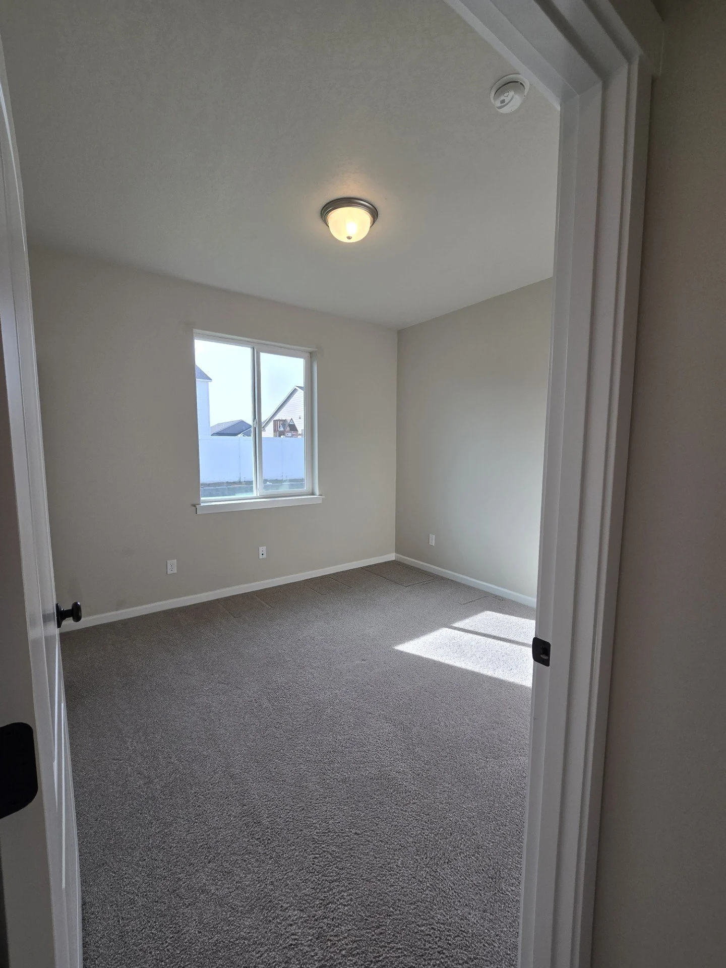 500 Jade Ave Grandview, WA 98930