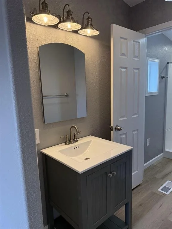 16509 N. Missimer Rd., Prosser, WA 99350