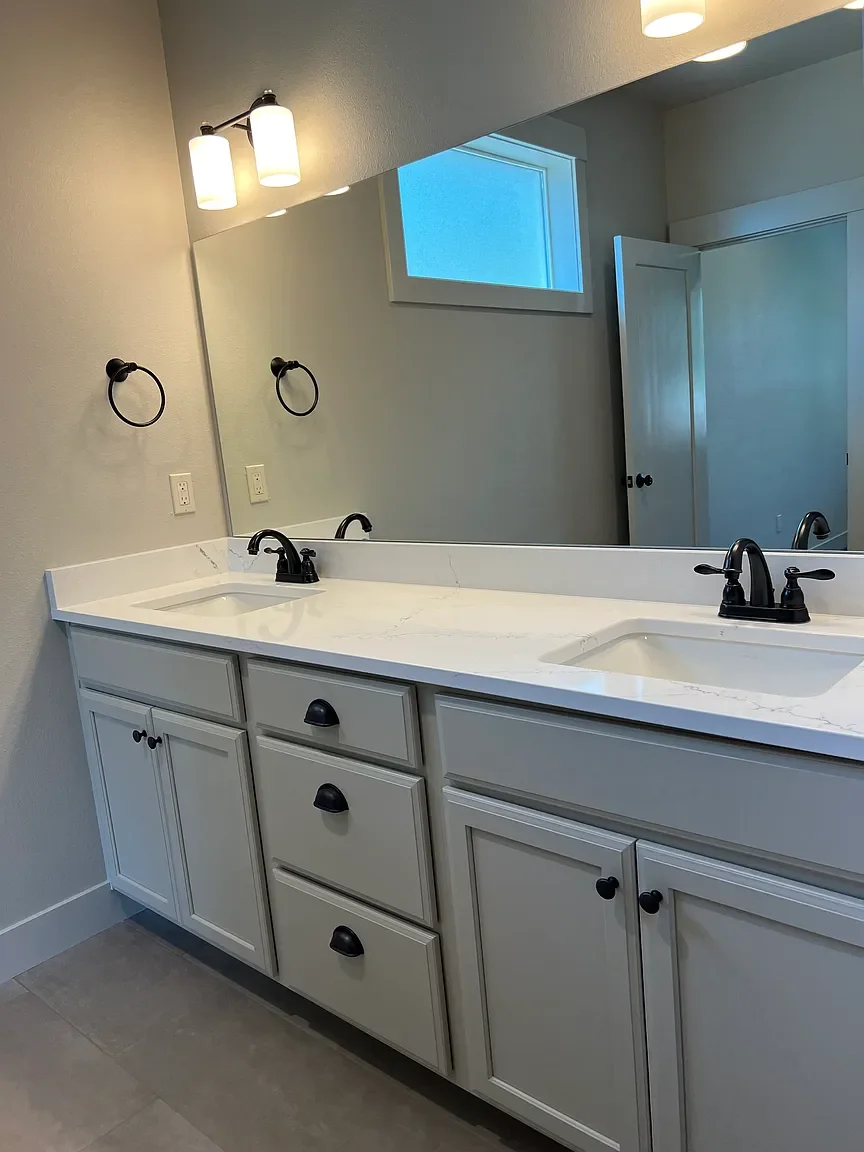 947 Brown Street. Prosser, WA 99350