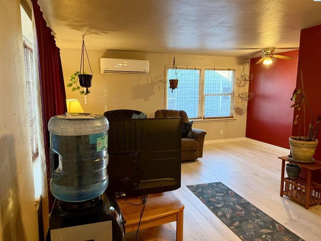 1208 Playfield Ave., Prosser, WA 99350