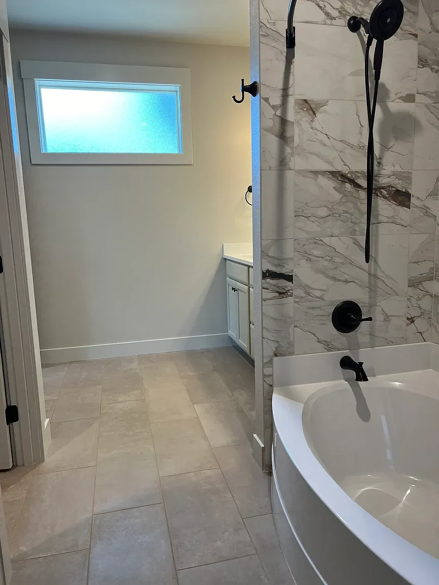 947 Brown Street. Prosser, WA 99350