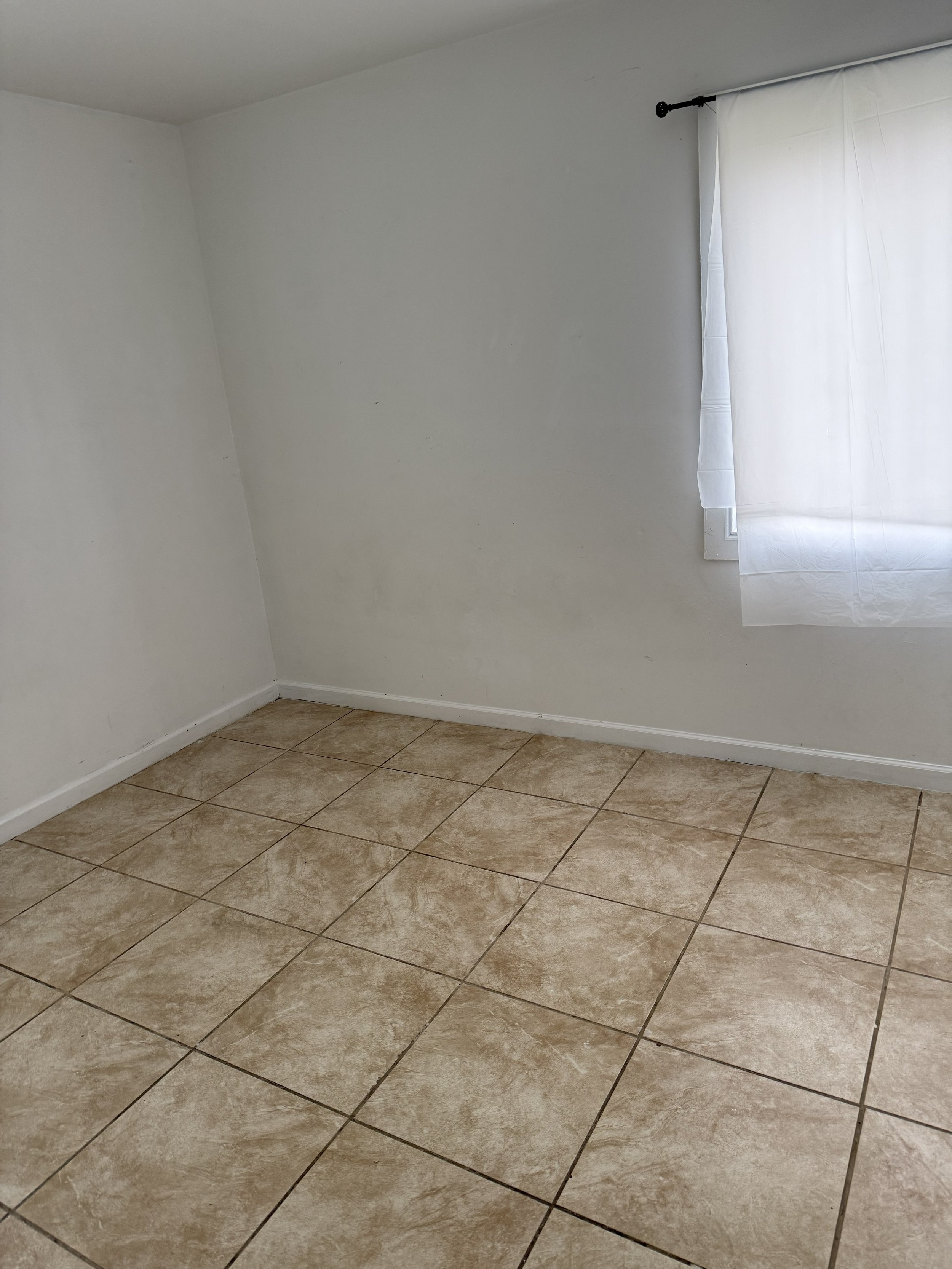  320 N. 9th St., Sunnyside, WA 98944