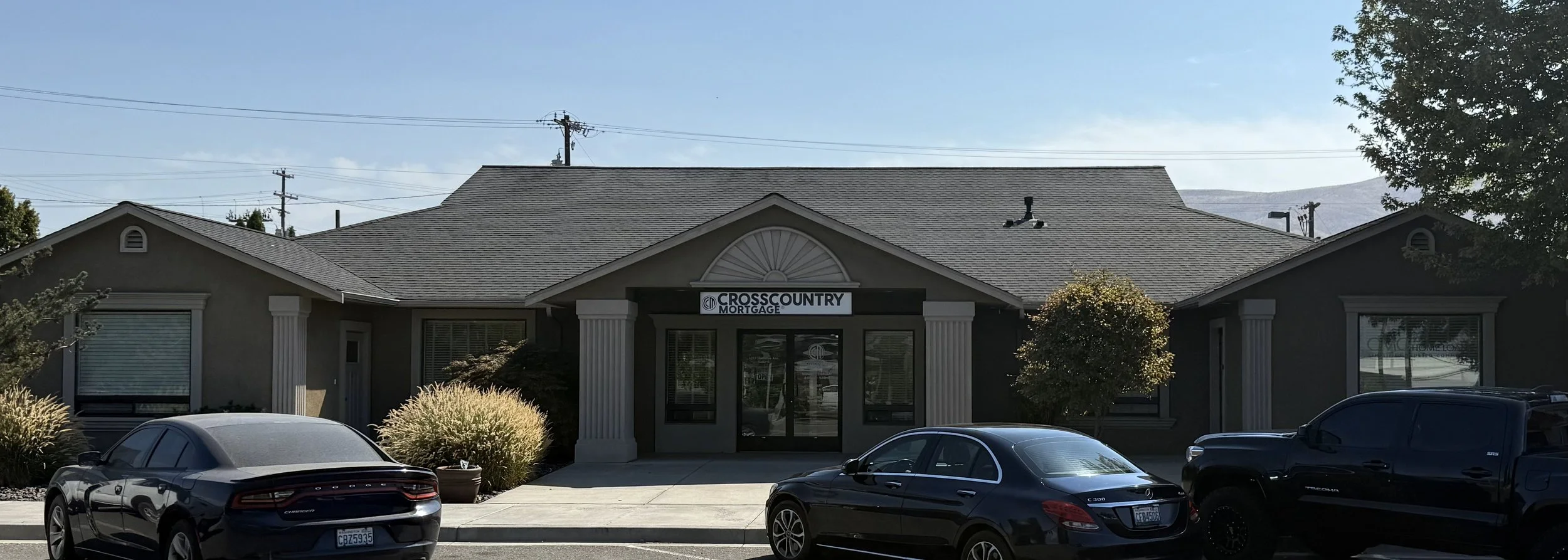 Business next to 1223 Sheridan Ave Suite E, Prosser, WA 99350 