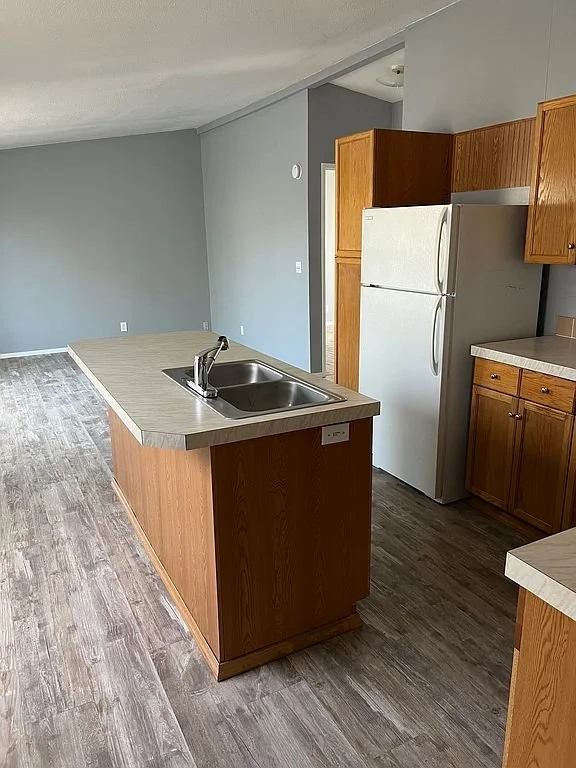 619 Jessica Ln, Granger, WA 98932