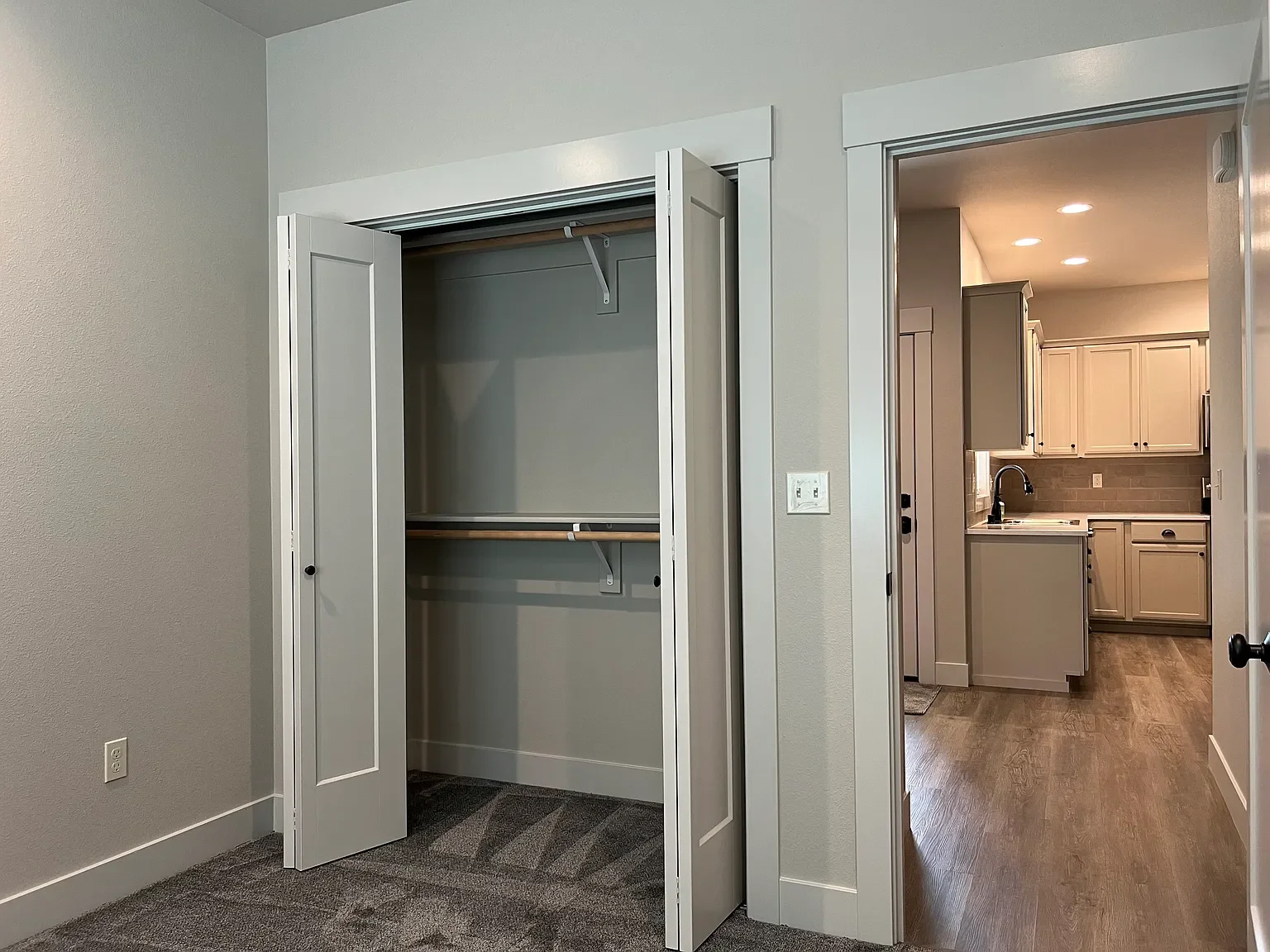 947 Brown Street. Prosser, WA 99350